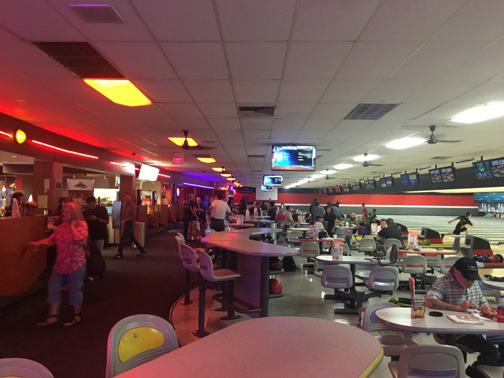 VIRTUE BOWLING SUPPLY 11 Photos Sporting Goods 9260 East Broadway