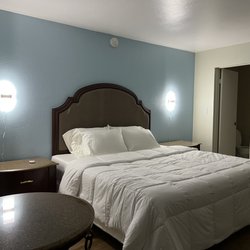 Moapa Motel - Clean room