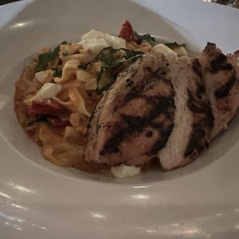CRAVE - American Near Me - Bloomington, Minnesota