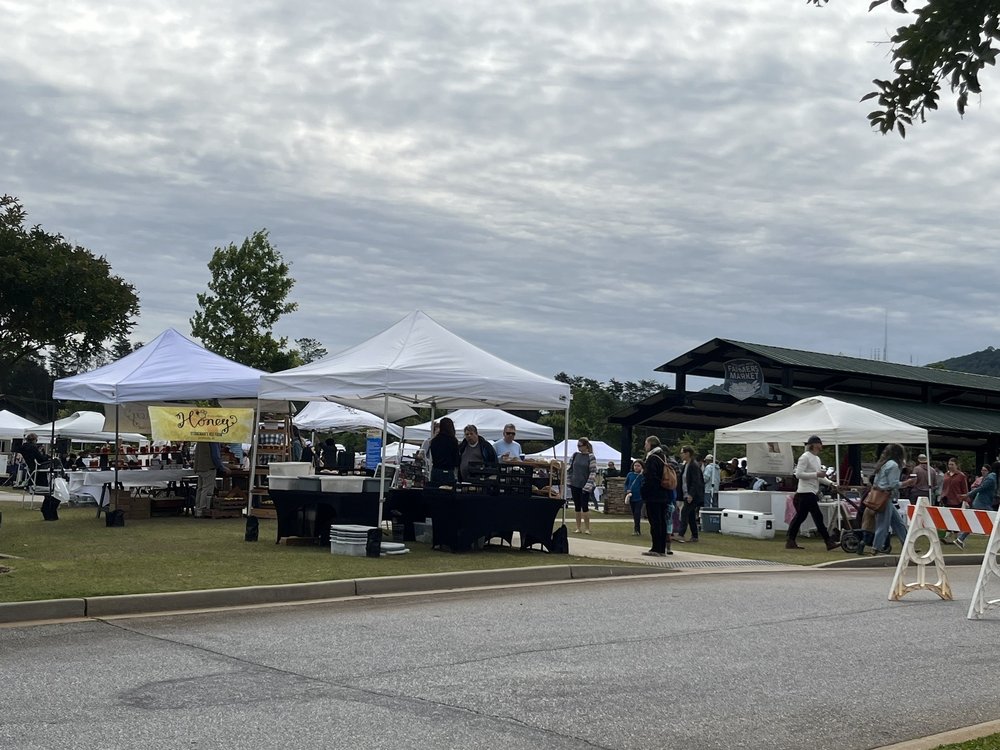 Travelers Rest Farmers Market Logo