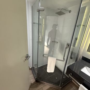 One Tijuana Otay - Hotels Near Me - Tijuana, BCN