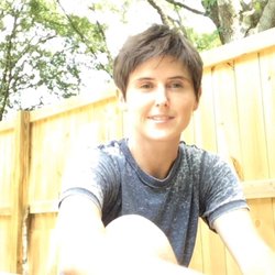 Mechanics Math and Physics - Hannah Skelton truly loves working with students on mathematics, physics, and chemistry, and has over 12 years of experience.