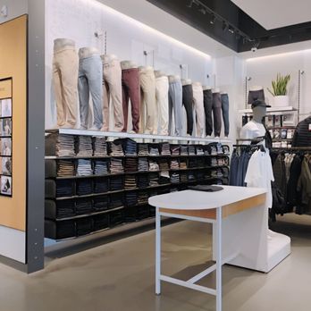 Lululemon-Fort Worth - An array of Colored Men's Joggers - Shoe Stores Near Me - Fort Worth, Texas Lululemon-Fort Worth - An array of Colored Men's Joggers - Shoe Stores Near Me - Fort Worth, Texas