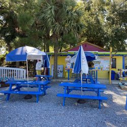 Barefoot Bubbas - Ice cream shop