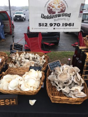 SFC Farmers' Market at Sunset Valley by null