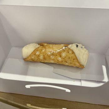 PizzaCake by Buddy V.  - Cannoli - Pizza Near Me - New Orleans, Louisiana