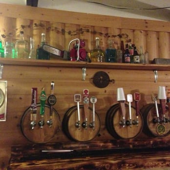 Bryce Canyon Resort - Bar in restaurant - Resorts Near Me - Bryce Canyon, Utah Bryce Canyon Resort - Bar in restaurant - Resorts Near Me - Bryce Canyon, Utah