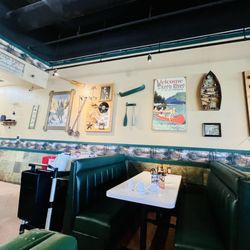 Old River Grill at Brimhall Square
