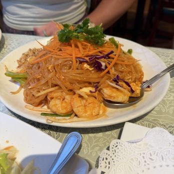 Thai Kitchen - Shrimp Pad Thai - Thai Near Me - American Canyon, California