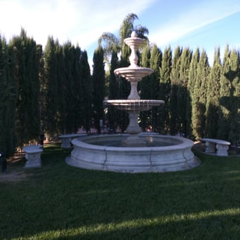 Villa de Amore - Fountain on the way in. - Venues & Event Spaces Near Me - Temecula, California Villa de Amore - Fountain on the way in. - Venues & Event Spaces Near Me - Temecula, California