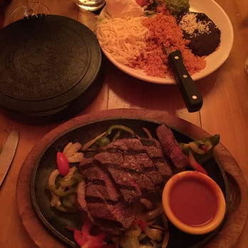Sol Toro Restaurant - Medium well steak fajitas - Mexican Near Me - Uncasville, Connecticut