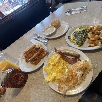 Encinitas Cafe - Breakfast & Brunch Near Me - Encinitas, California