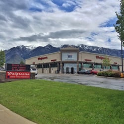 Walgreens - How it looks on a rainy spring!