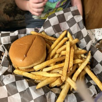 Black Bear Diner New Braunfels - Kids cheese burger and fries - Diners Near Me - New Braunfels, Texas Black Bear Diner New Braunfels - Kids cheese burger and fries - Diners Near Me - New Braunfels, Texas