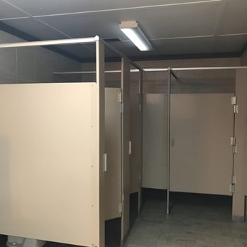 Port Huron KOA - Burn out light in bathroom stalls - RV Parks Near Me - Kimball, Michigan