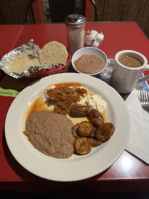 Myra's Salvadorian Cuisine by null
