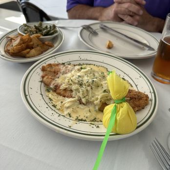 Rips On the Lake - Seafood Near Me - Mandeville, Louisiana