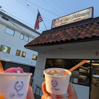 Che Mangi - Entrance - Gelato Near Me - Burbank, California Che Mangi - Entrance - Gelato Near Me - Burbank, California