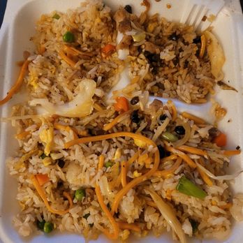 China Wok Express - Plate full of rice on the bottom of my 2 sides.. he just gave me a little bit of chow mein.. which was supposed to be half n half.. - Chinese Near Me - Whittier, California