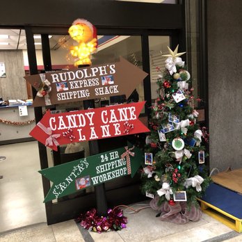 US Post Office - Christmas decor - Post Offices Near Me - Honolulu, Hawaii