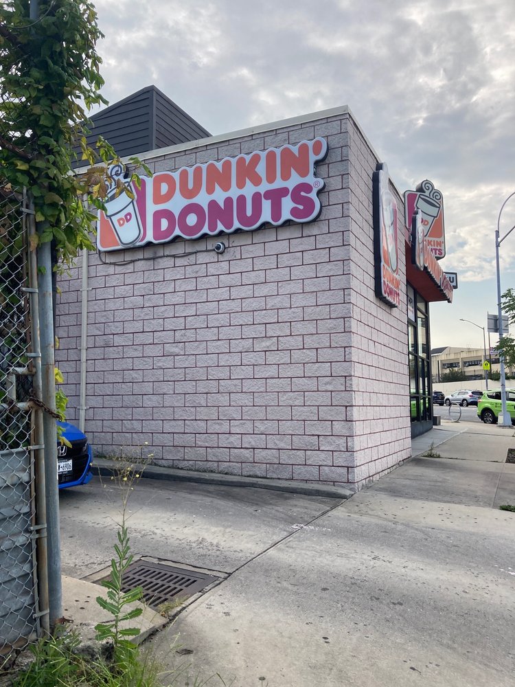 DUNKIN’ Updated November 2024 11 Reviews 2973 E Tremont Ave