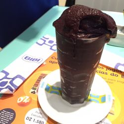 Bibi - Açaí no copo.
