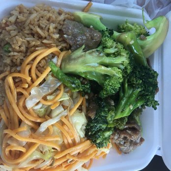 Fong Lam Chinese Restaurant - Chow mein, fried rice with broccoli  and beef - Chinese Near Me - Coachella, California
