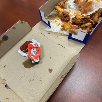 LA NOVA PIZZERIA - 230 Photos & 307 Reviews - 371 W Ferry St, Buffalo, New York - Pizza