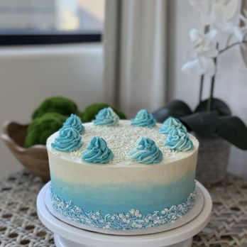 Juliebird Bakery - Baby Shower Cake - Desserts Near Me