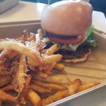 La Tour Cafe - Portabello mushroom burger with garlic pommes frites - Cafes Near Me - Honolulu, Hawaii La Tour Cafe - Portabello mushroom burger with garlic pommes frites - Cafes Near Me - Honolulu, Hawaii