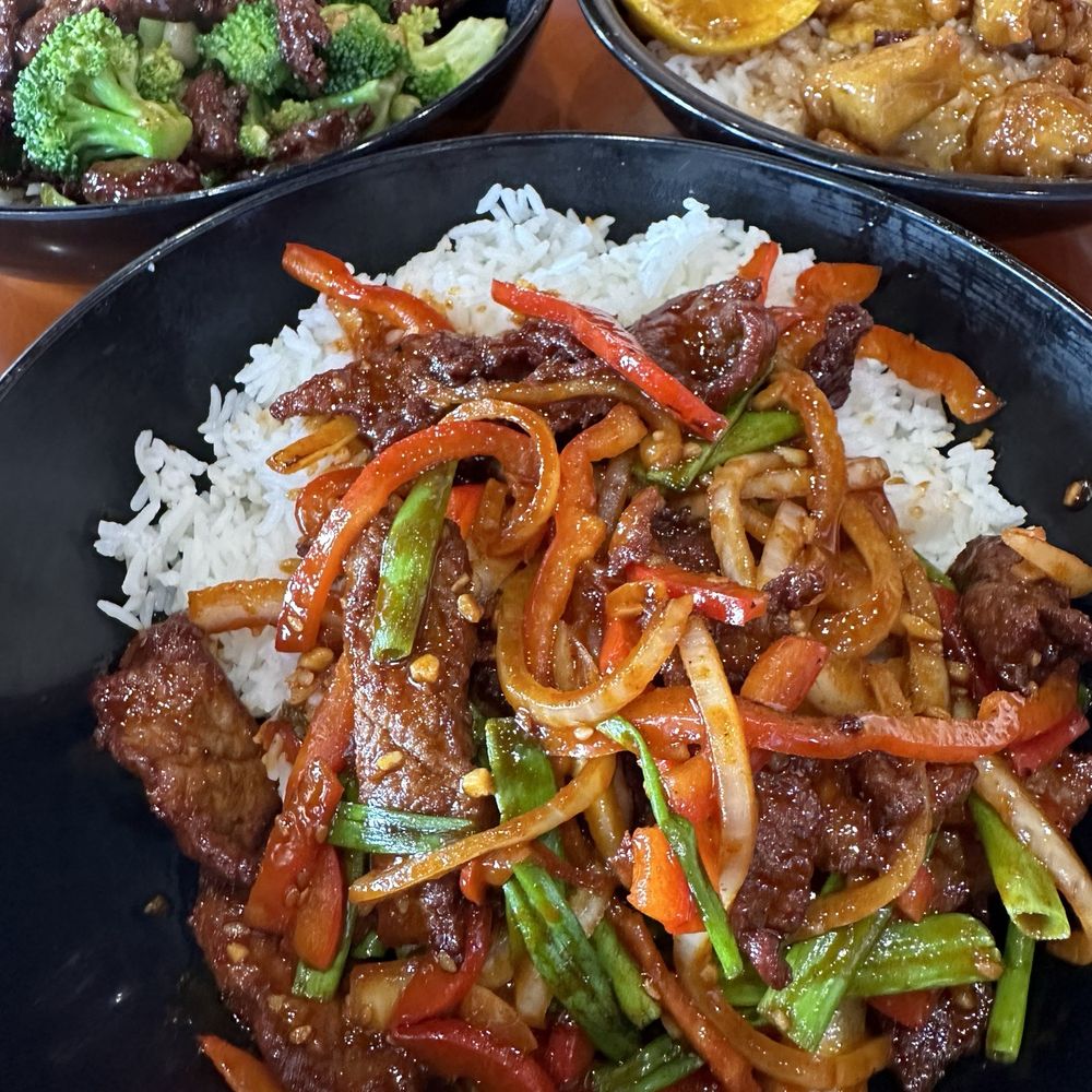 Pei Wei Asian Kitchen - Asian Fusion Near Me - Tustin, California