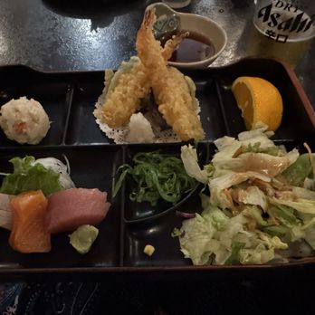 Oomasa Restaurant - Tempura and sashimi bento. - Japanese Near Me - Los Angeles, California