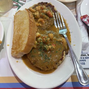 Shucks - Crawfish Étouffée - Cajun/Creole Near Me - Abbeville, Louisiana Shucks - Crawfish Étouffée - Cajun/Creole Near Me - Abbeville, Louisiana