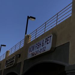 Wow Fish & Pets - Outside sign