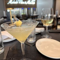 Roy's - Hawaiian Martini