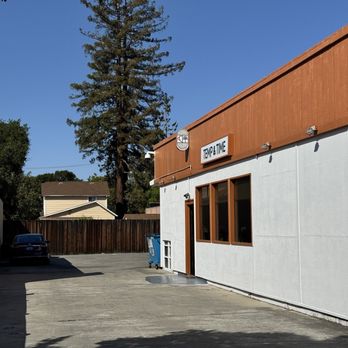 Temp & Time - Exterior, its behind another restaurant + a small parking lot - Desserts Near Me - Menlo Park, California
