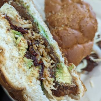La Cocina De Mary - Cemitas con Milanesa de Res (Cemitas with beef cutlet) - Mexican Near Me - Shawnee, Kansas