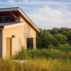 Rolling Knolls Event Pavilion - Overlooking A Scenic Lake