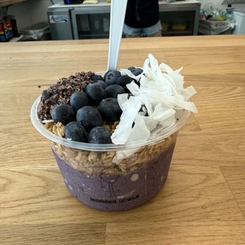 Mamaka Bowls - the Babe - Juice Bars & Smoothies Near Me - Dallas, Texas Mamaka Bowls - the Babe - Juice Bars & Smoothies Near Me - Dallas, Texas