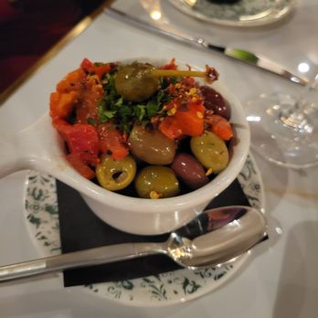 Dusk Lounge - Olives - Mediterranean Near Me - Indianapolis, Indiana