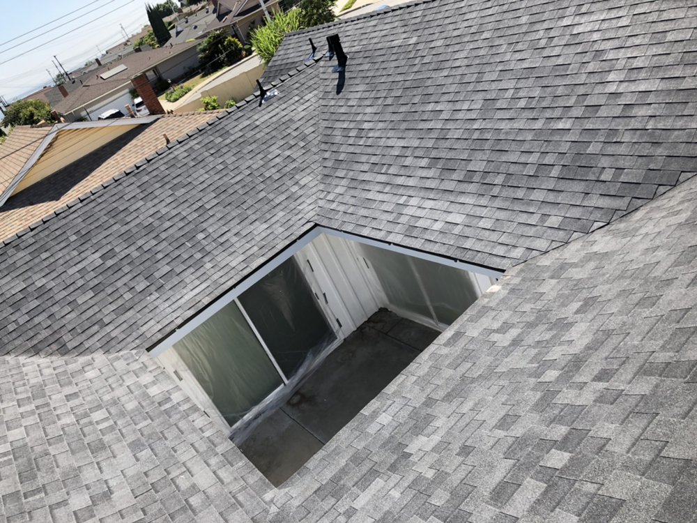 Slide of Frank Delgado Roofing