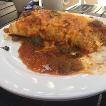 Hollywood Beach Cafe - Burrito - Breakfast & Brunch Near Me - Oxnard, California