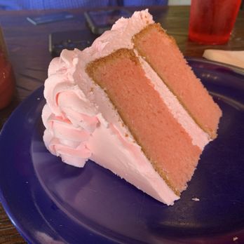 Spoons Cafe - Strawberry cake - American Near Me - McKinney, Texas