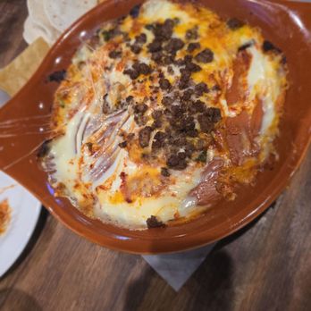Yard House - Miguel queso dip with beef - Bars Near Me - Raleigh, North Carolina