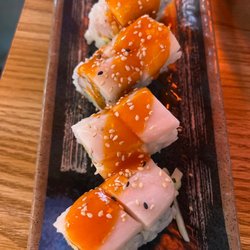 Mt.Fuji Sushi & Hibachi - Chili roll