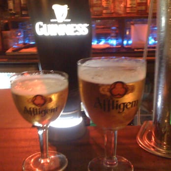 St Patrick Irish Pub - Pubs Near Me - Saint-Malo, 35