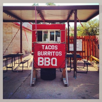Max's Kitchen - Max's kitchen is located to the right of Exxon station. - Food Trucks Near Me Max's Kitchen - Max's kitchen is located to the right of Exxon station. - Food Trucks Near Me