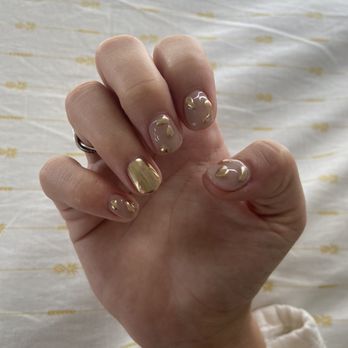 Salon Chérie - Nail Salons Near Me - Honolulu, Hawaii Salon Chérie - Nail Salons Near Me - Honolulu, Hawaii