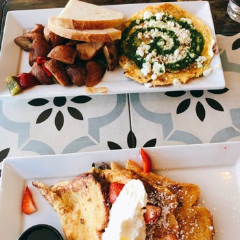Farmer's Table - Frittata and French toast, very very good! - New American Near Me - La Mesa, California