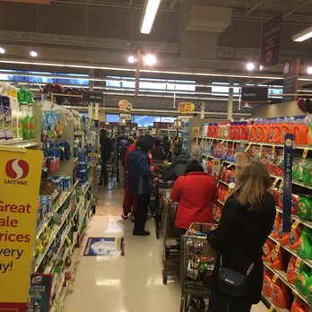 Safeway - Waiting to checkout at the store. - Grocery Near Me - Seattle, Washington Safeway - Waiting to checkout at the store. - Grocery Near Me - Seattle, Washington